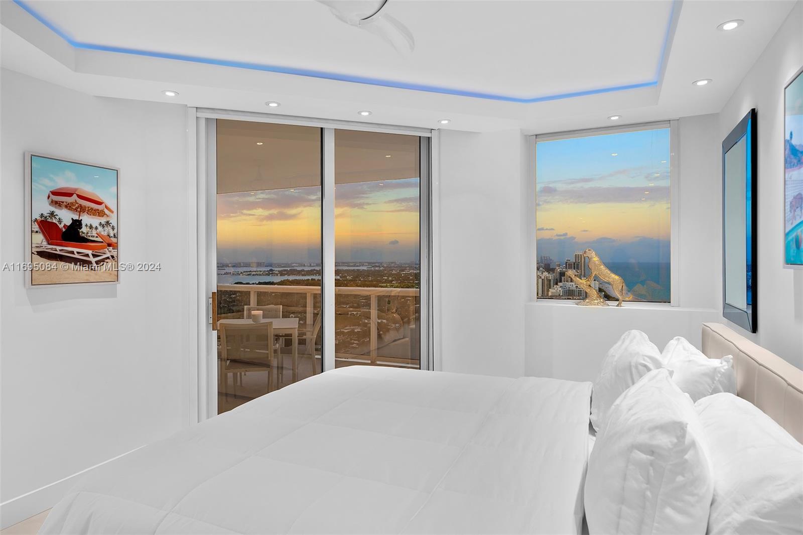 BLUE DIAMOND CONDO - Residential