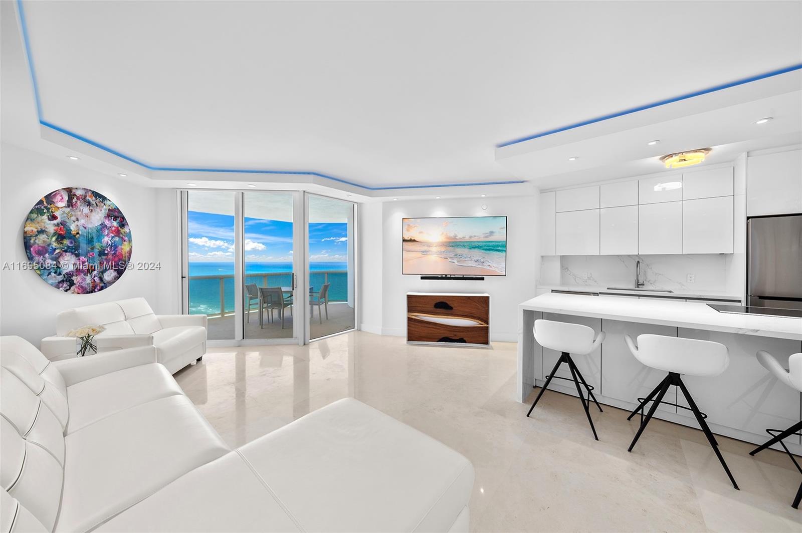 BLUE DIAMOND CONDO - Residential