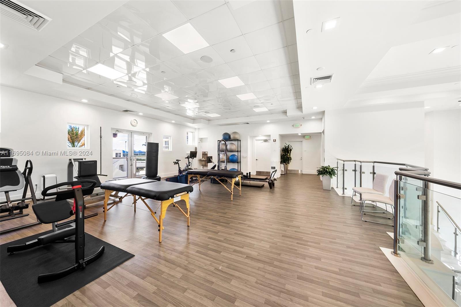 BLUE DIAMOND CONDO - Residential