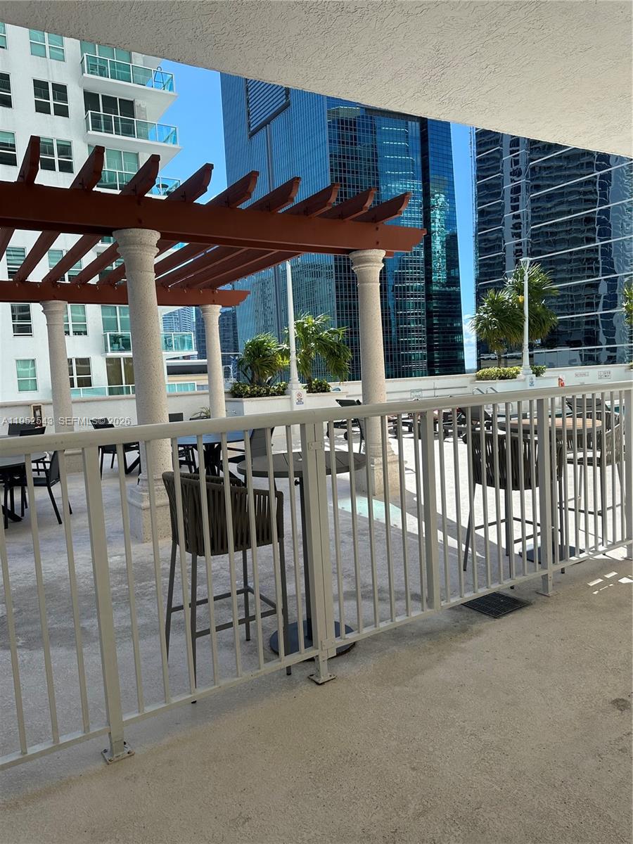 THE CLUB AT BRICKELL BAY - Residential