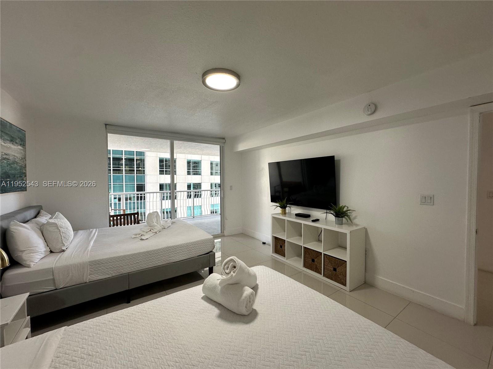 THE CLUB AT BRICKELL BAY - Residential