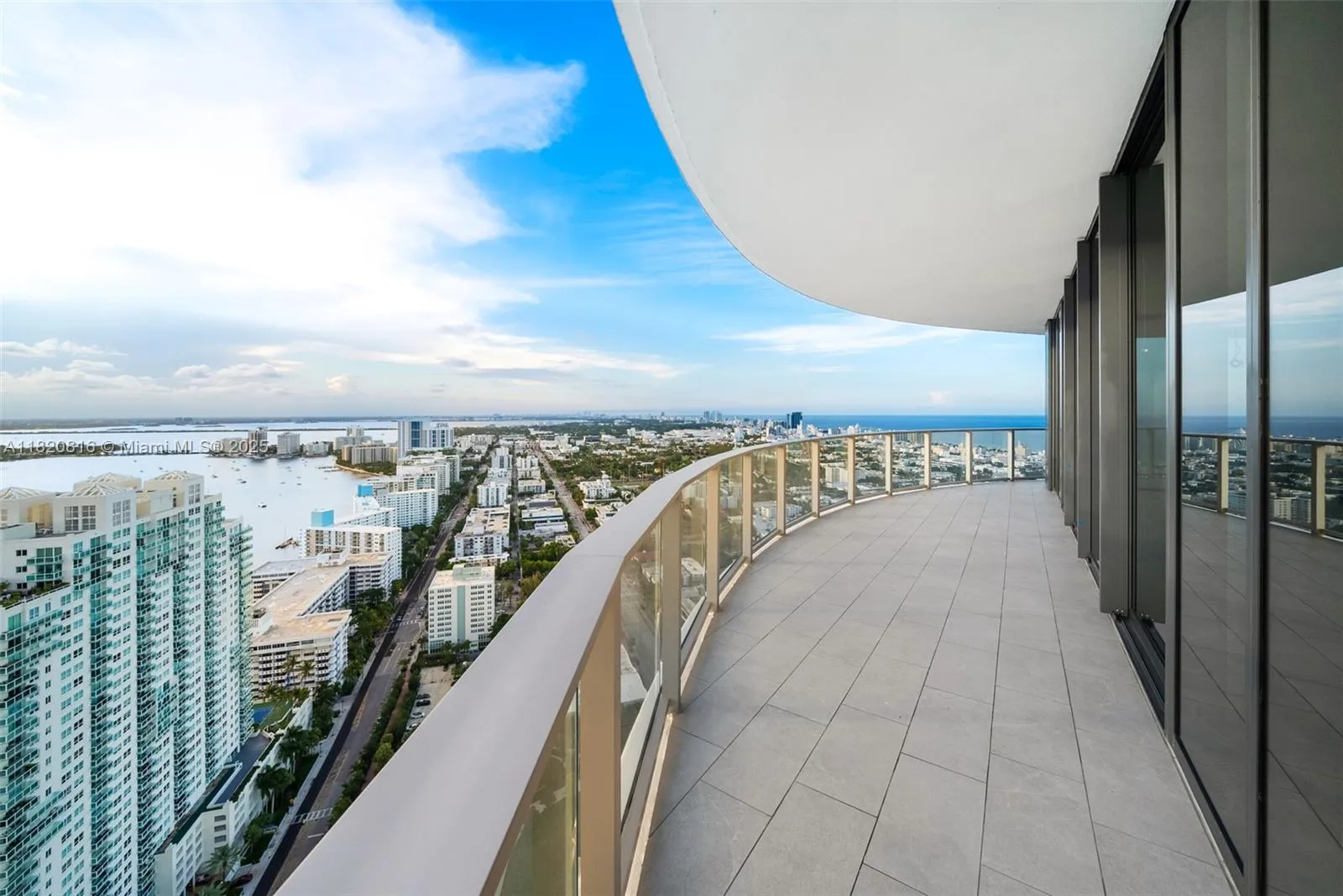 Miami Beach, Florida 33139, United States, 2 Bedrooms Bedrooms, ,3 BathroomsBathrooms,Residential,Active,150174