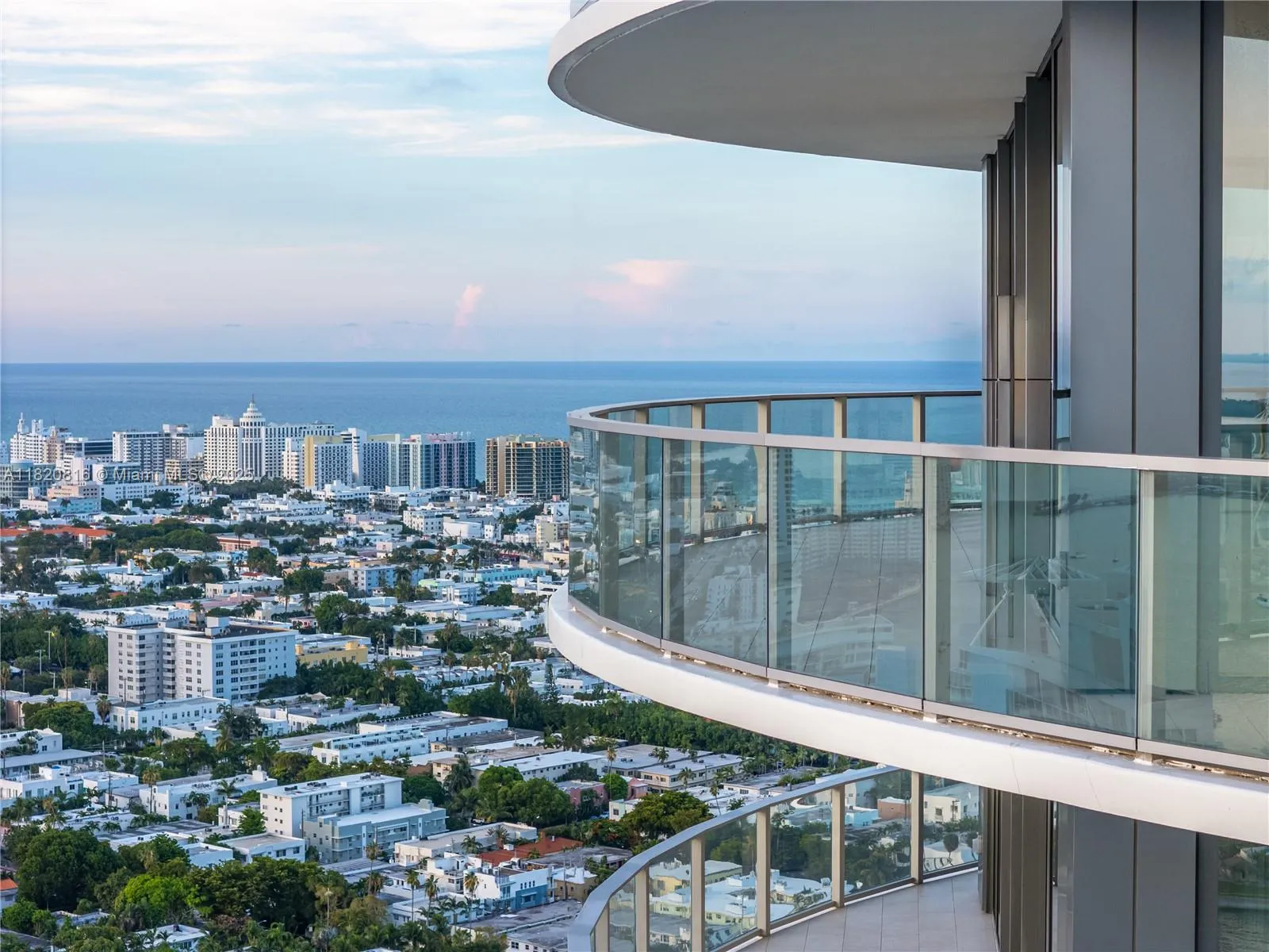 Miami Beach, Florida 33139, United States, 2 Bedrooms Bedrooms, ,3 BathroomsBathrooms,Residential,Active,150174