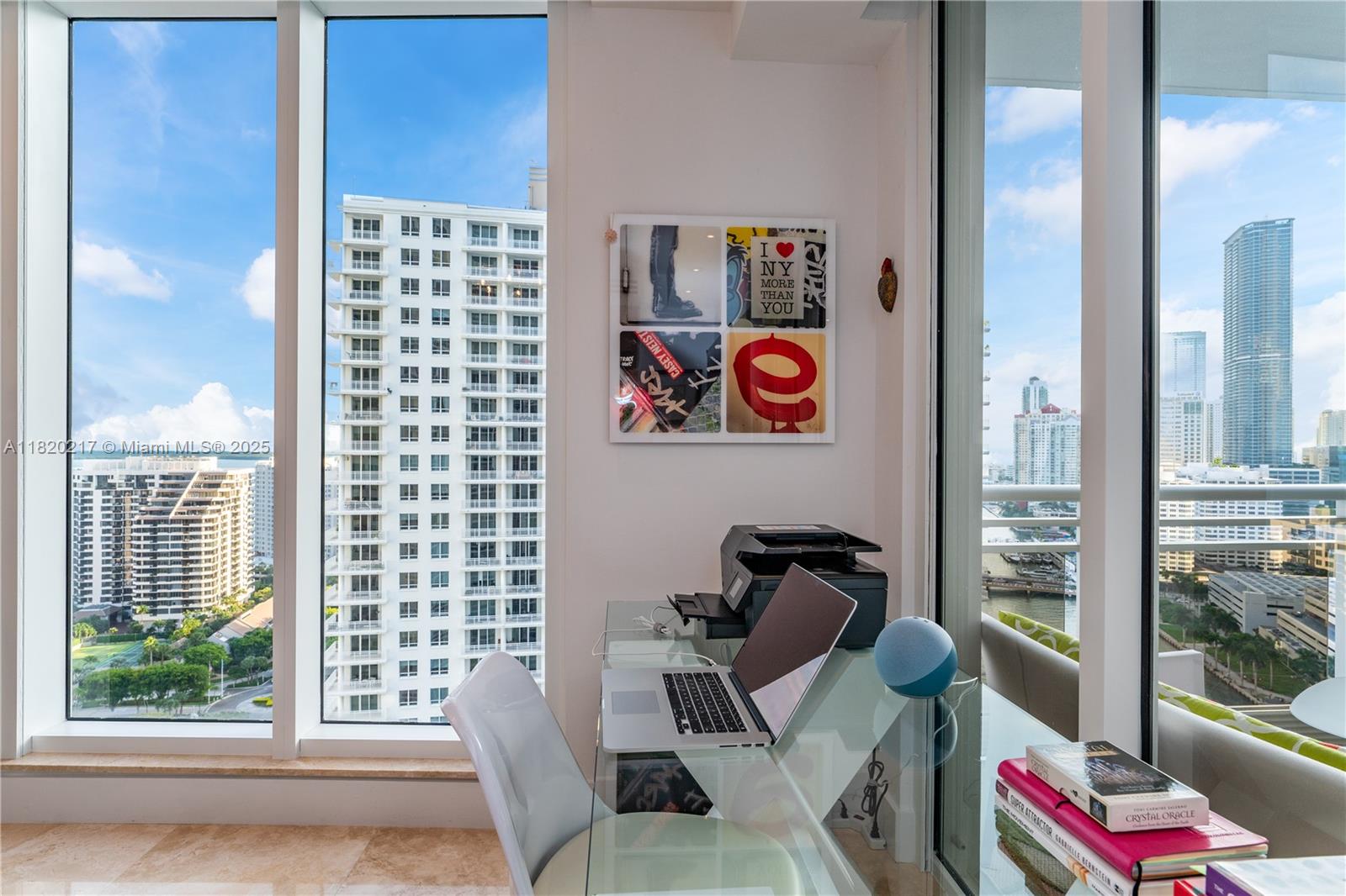 CARBONELL CONDO - Residential