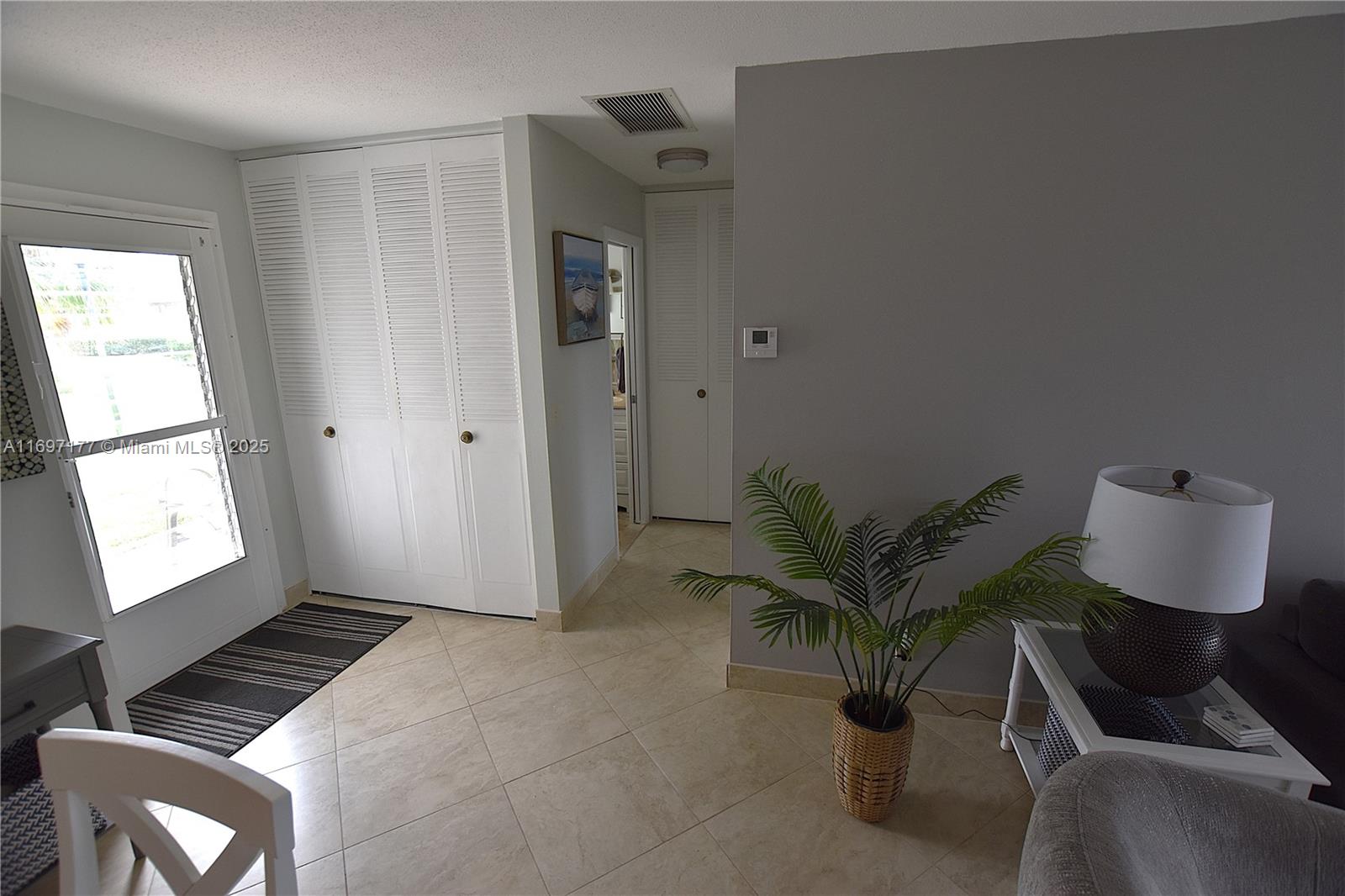 CRESTHAVEN VILLAS CONDO 2 - Residential