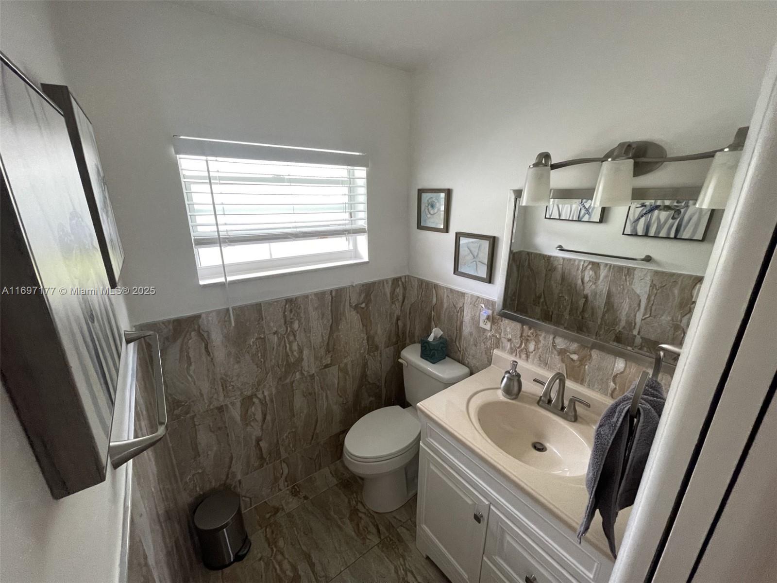 CRESTHAVEN VILLAS CONDO 2 - Residential