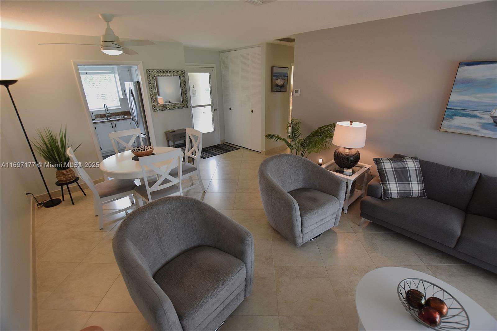 CRESTHAVEN VILLAS CONDO 2 - Residential