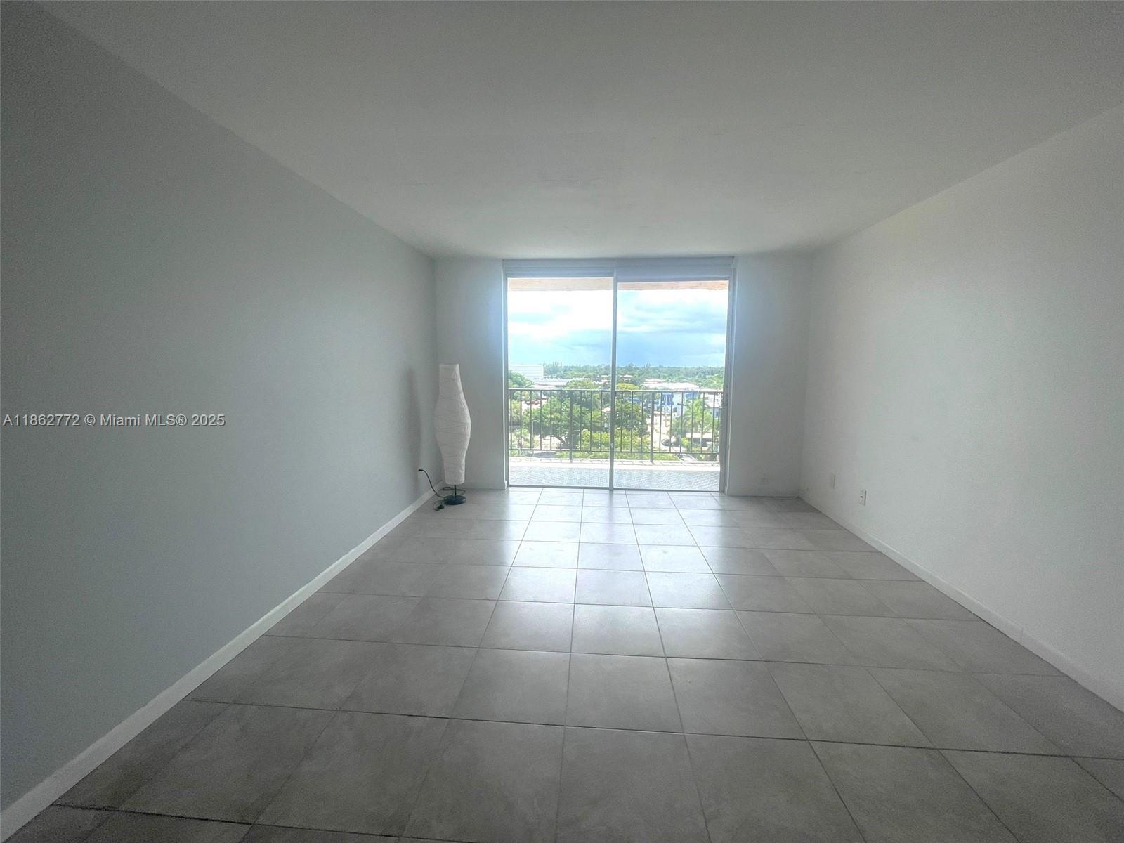 1465 NE 123rd St 814