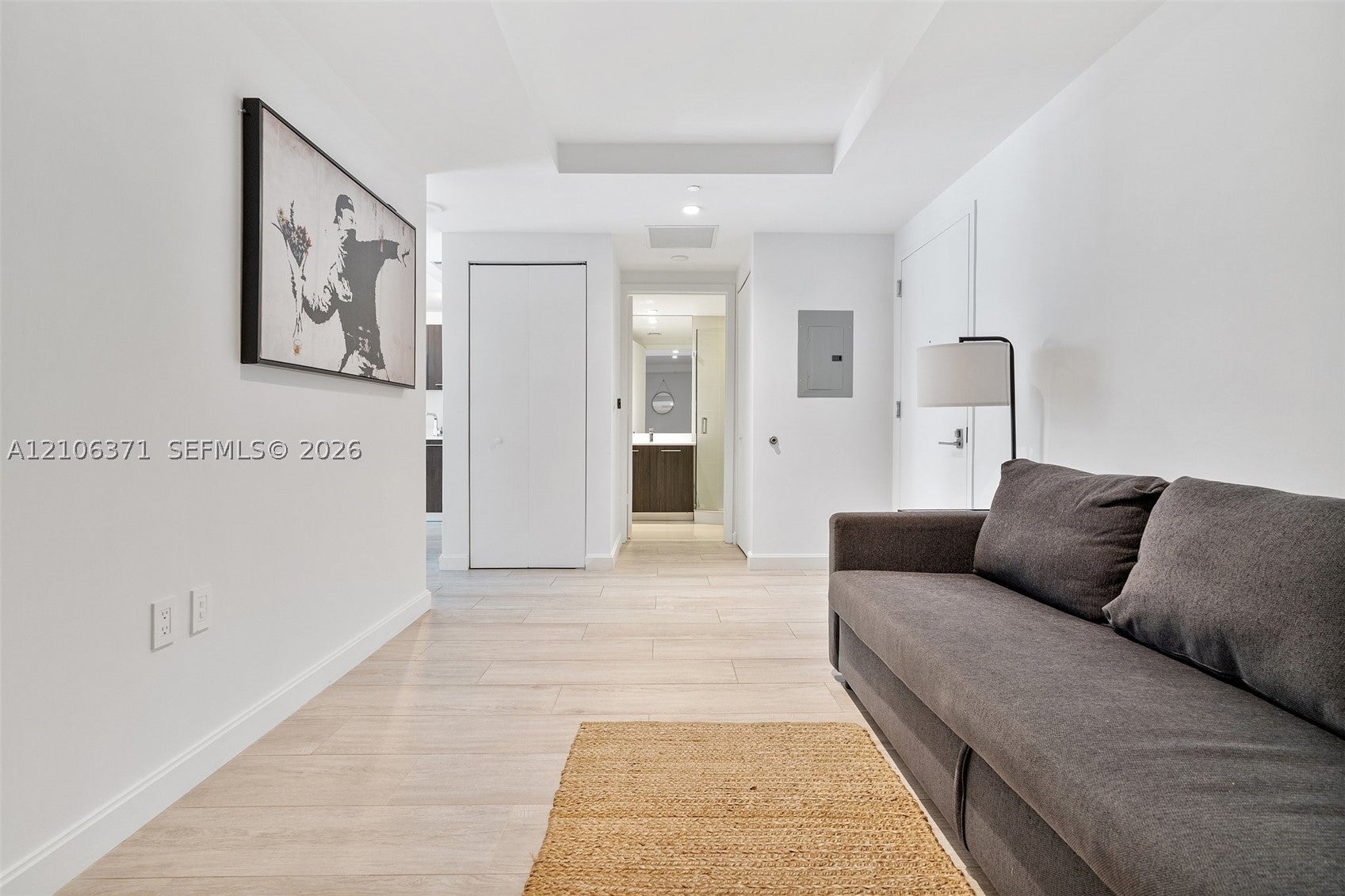 45 SW 9th St 1005