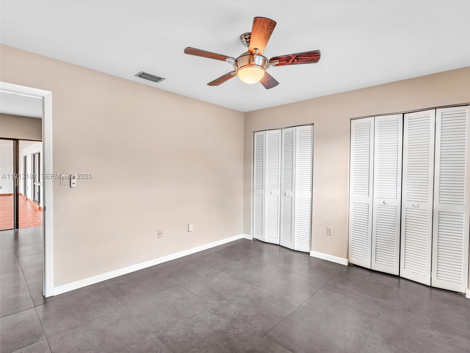 MIAMI LAKES EAGLE NEST SE - Residential