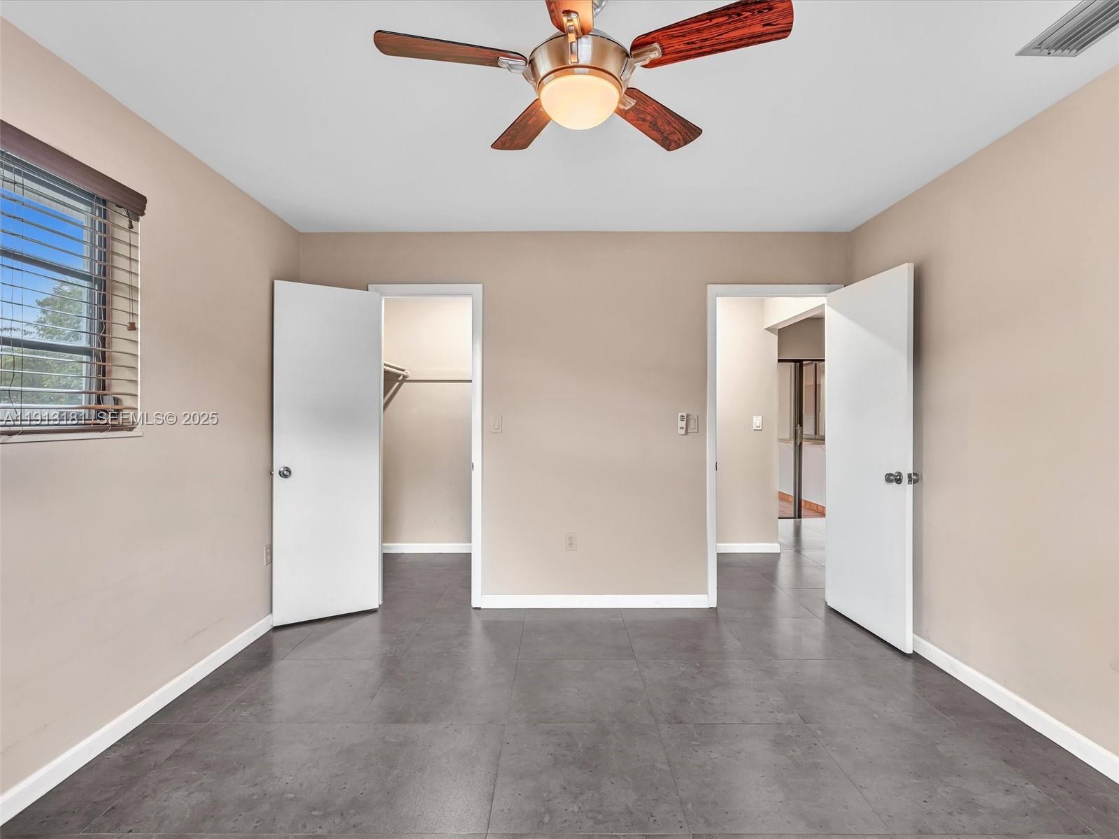 MIAMI LAKES EAGLE NEST SE - Residential