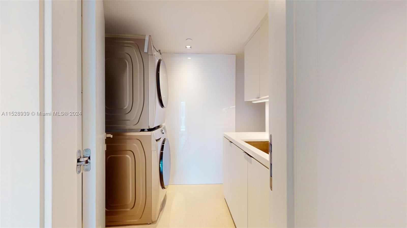 Bristol Tower Condo - Residential