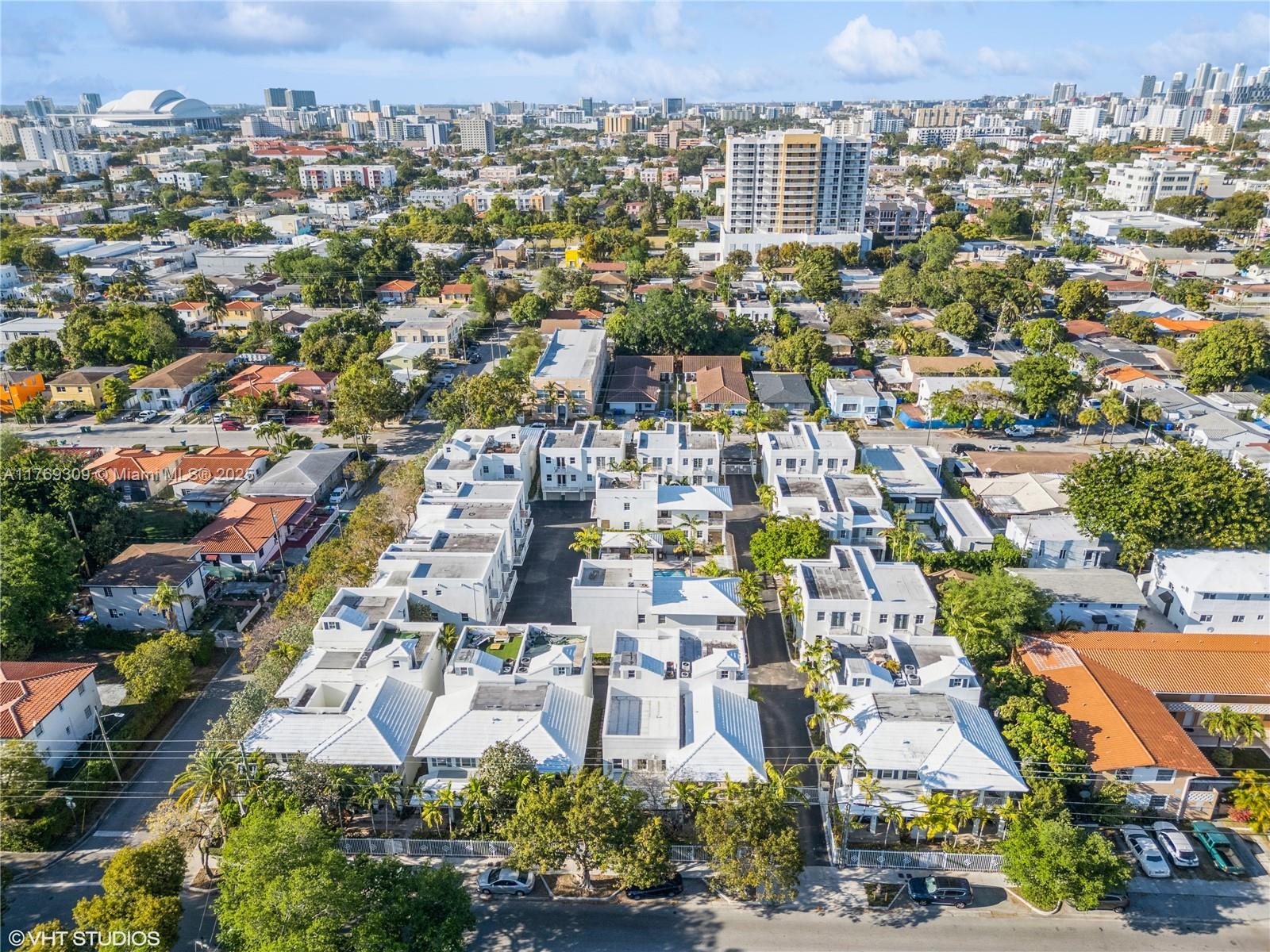 ROADS END VILLAGE CONDO - Residential