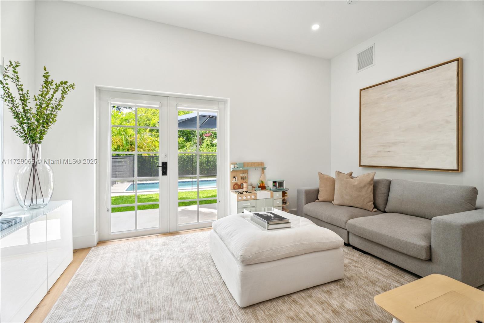 CORAL GABLES SEC A - Residential