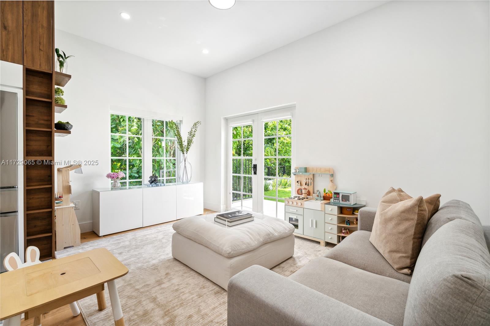 CORAL GABLES SEC A - Residential