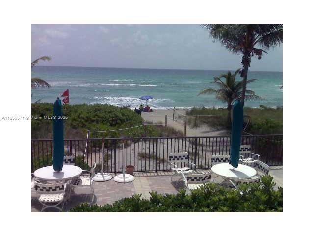 HEMISPHERES CONDO - Residential