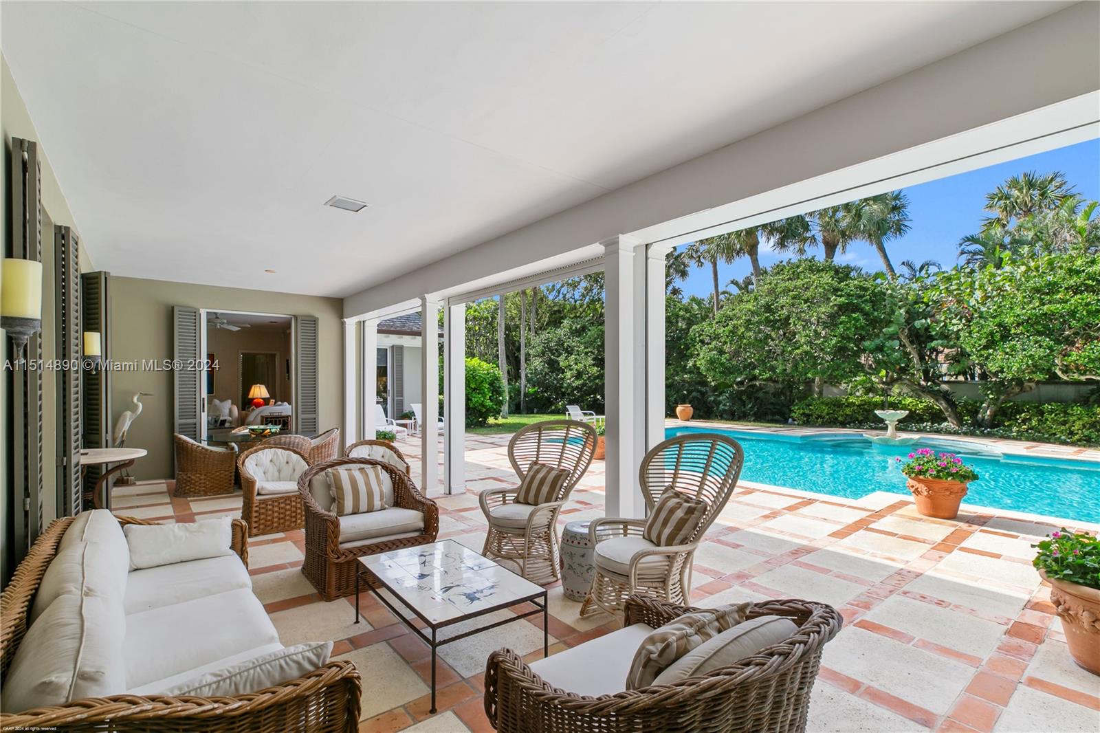 ISLAND BEACH - Residential