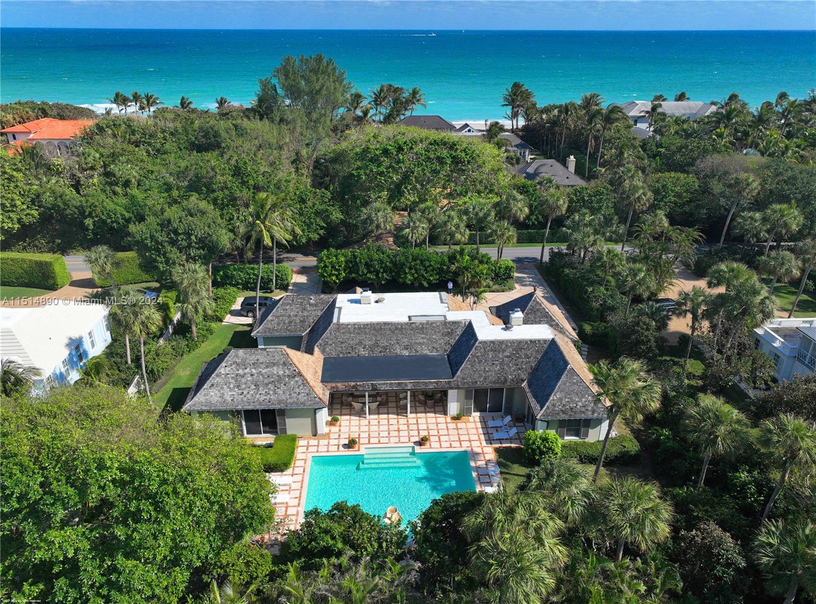 ISLAND BEACH - Residential