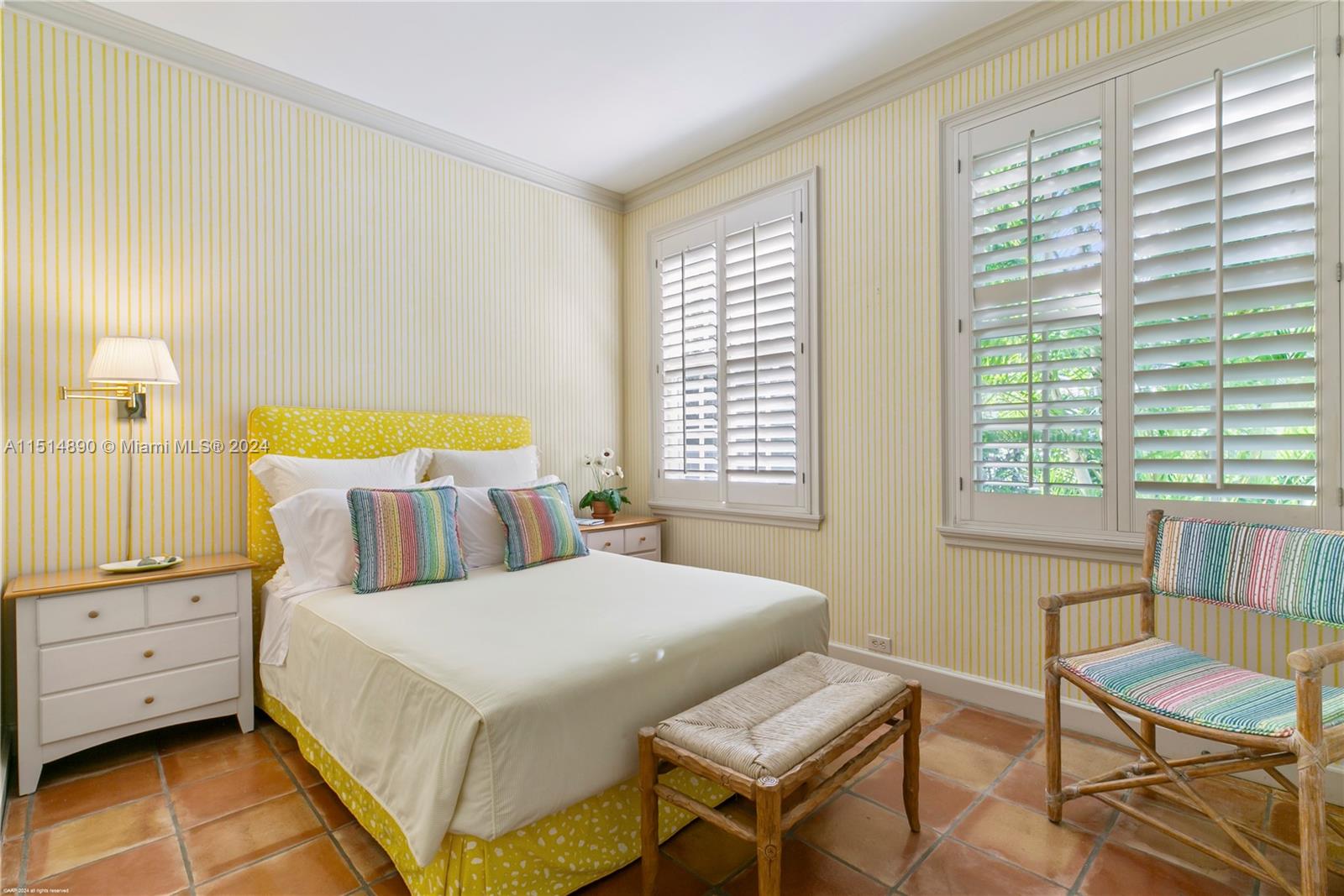 ISLAND BEACH - Residential