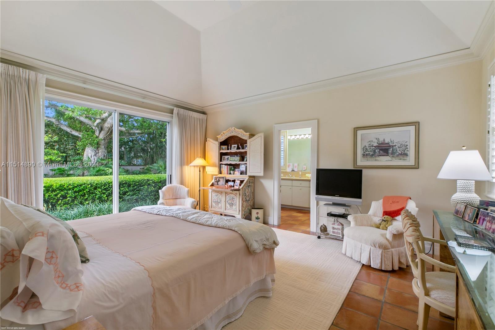 ISLAND BEACH - Residential