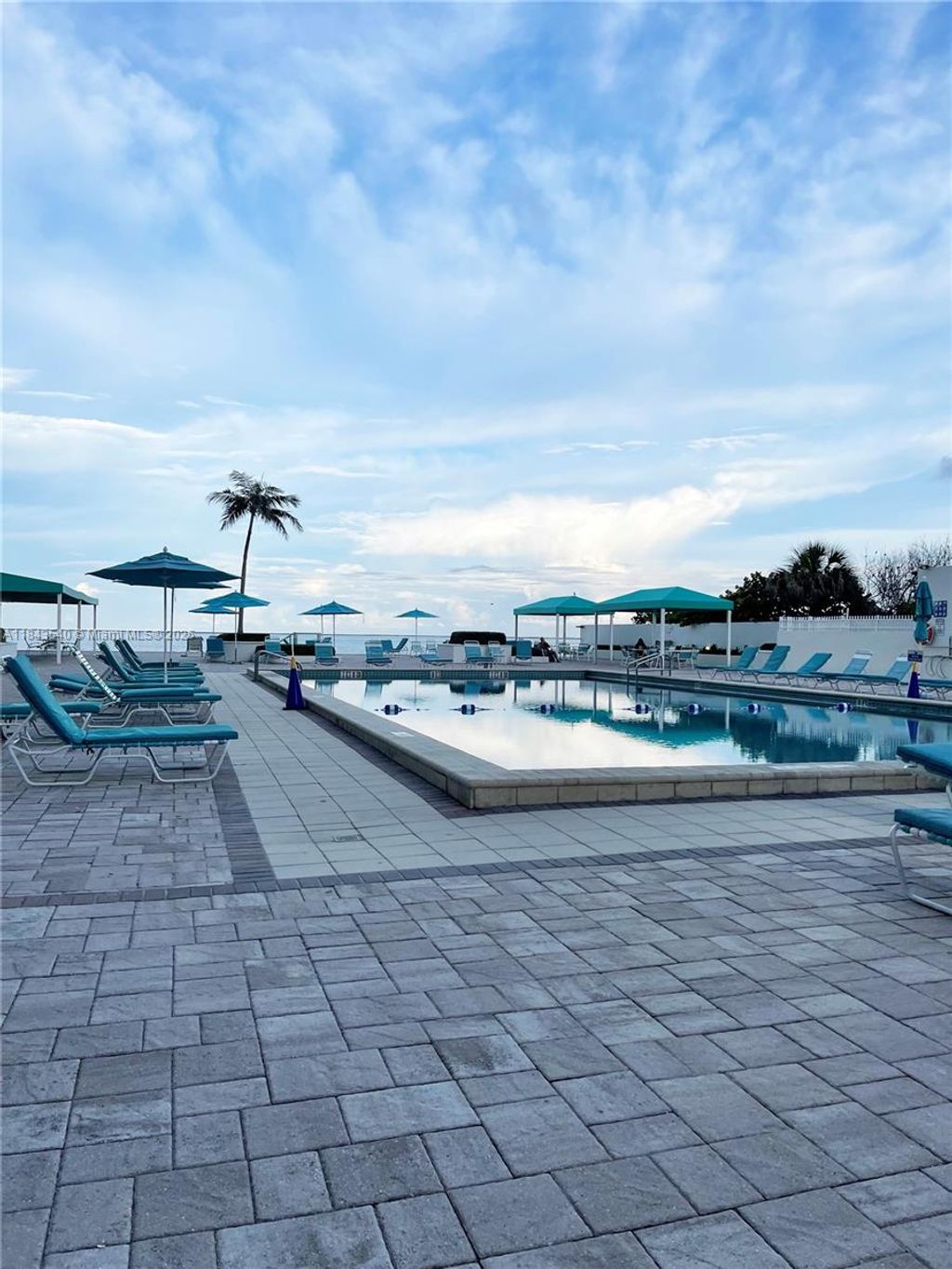 Photo of 3725 S Ocean Dr #415, Hollywood, FL 33019 (MLS # A11843540)