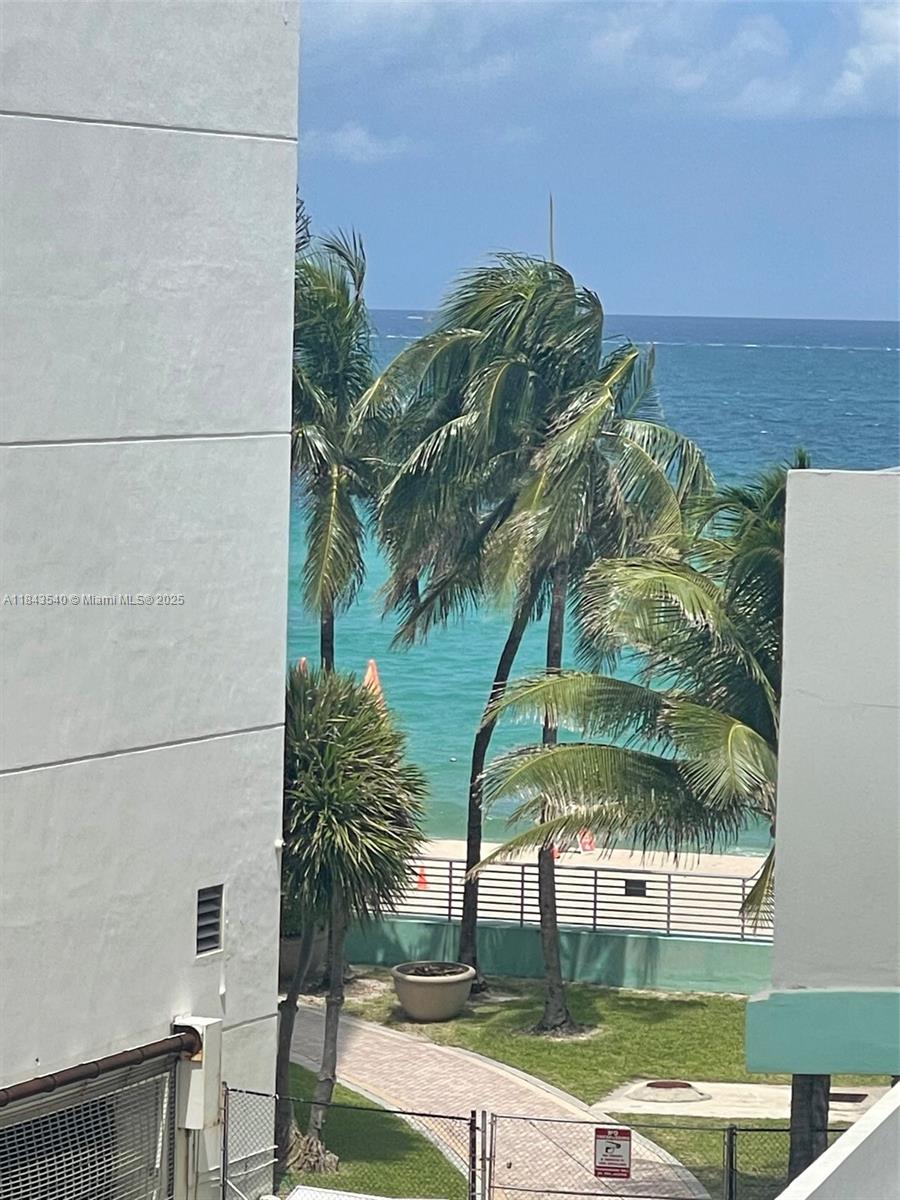 SEA AIR TOWERS CONDO - Residential Lease