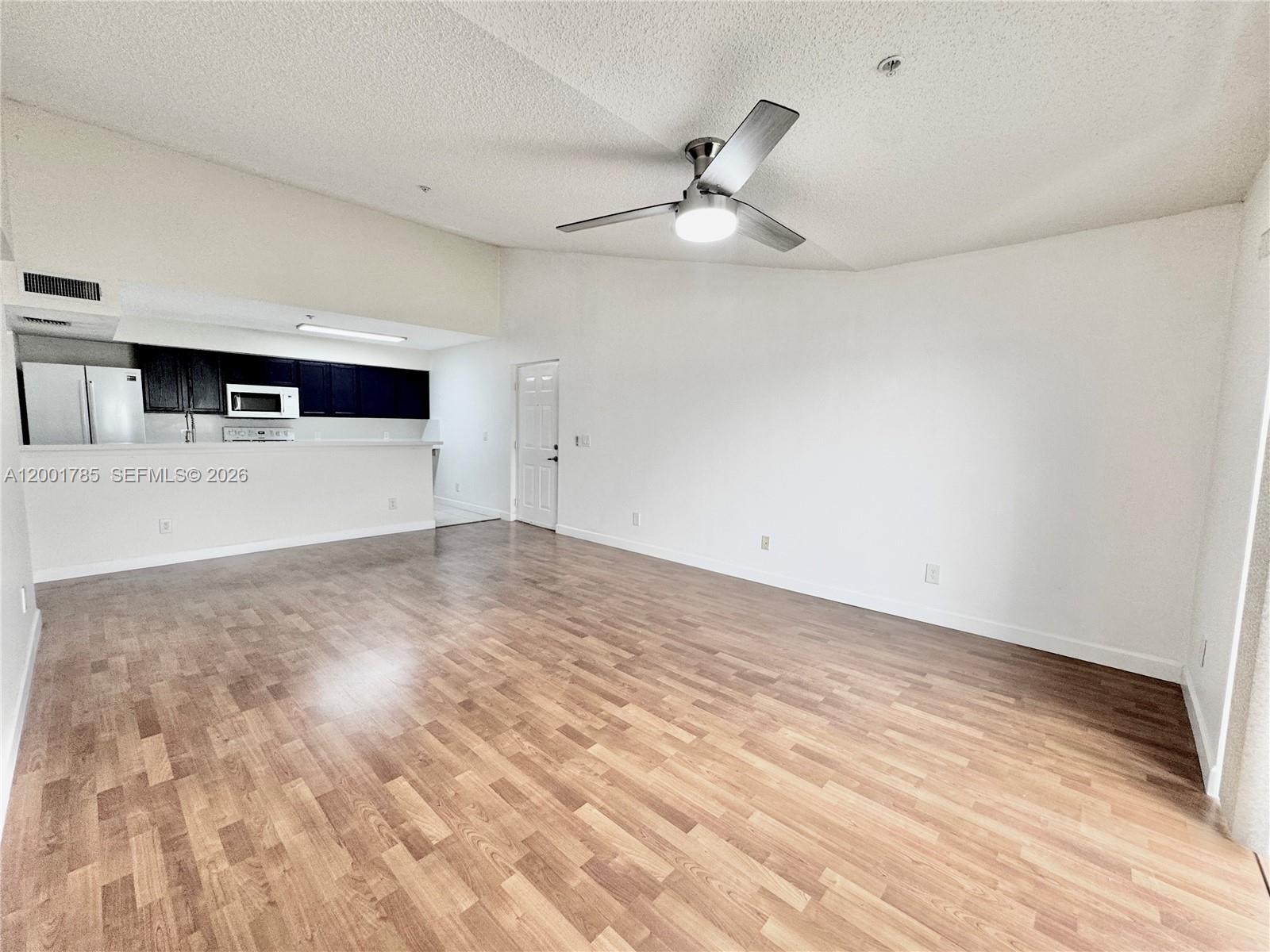 NOB HILL LANDINGS CONDOMI - Residential Lease