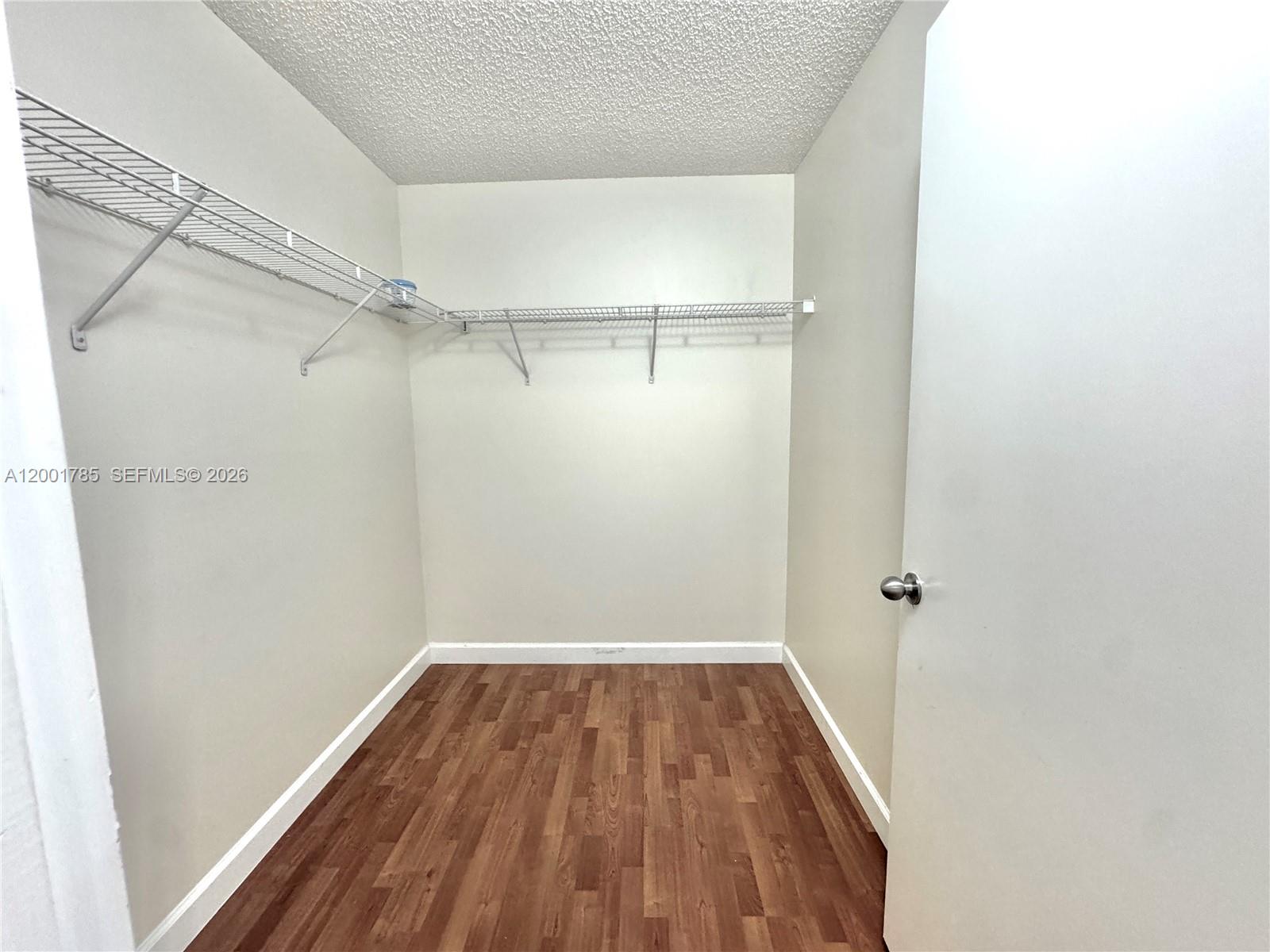 NOB HILL LANDINGS CONDOMI - Residential Lease