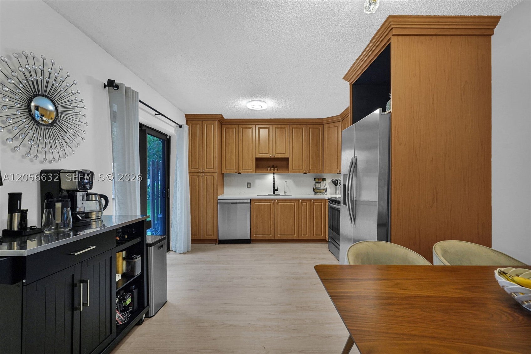 2603 Lakeview Ct