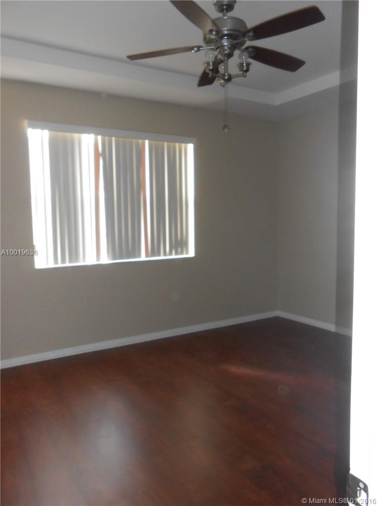 Kendall Breeze - Residential Lease