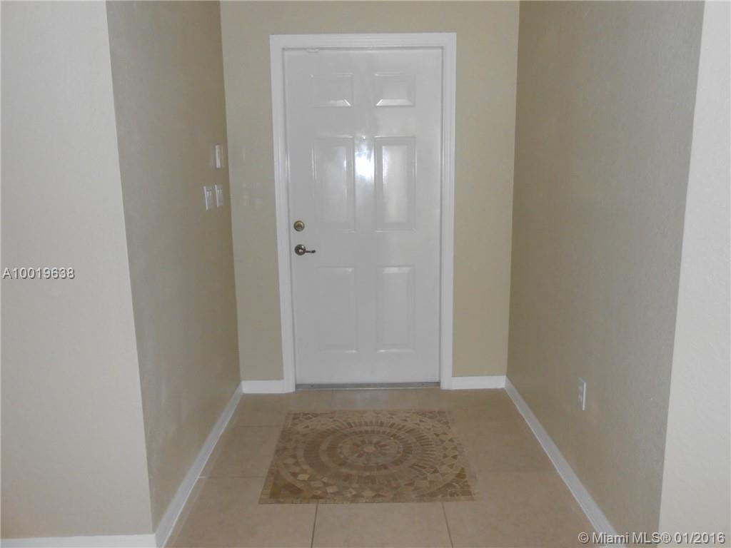 Kendall Breeze - Residential Lease