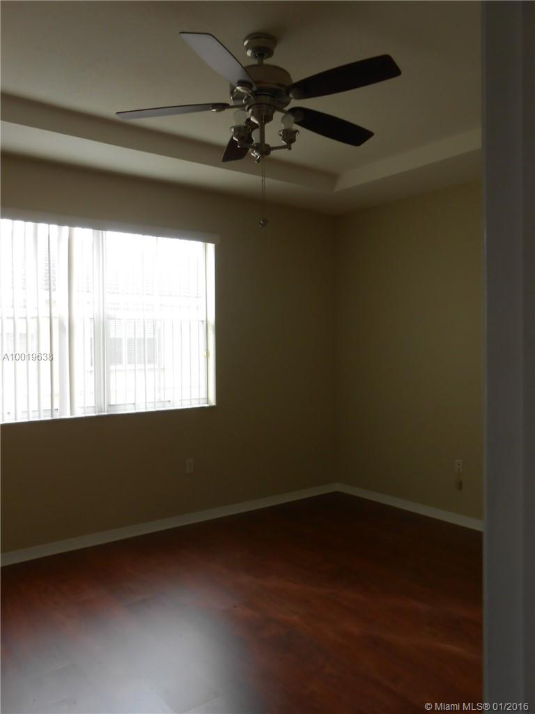 Kendall Breeze - Residential Lease