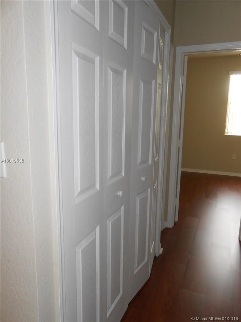 Kendall Breeze - Residential Lease