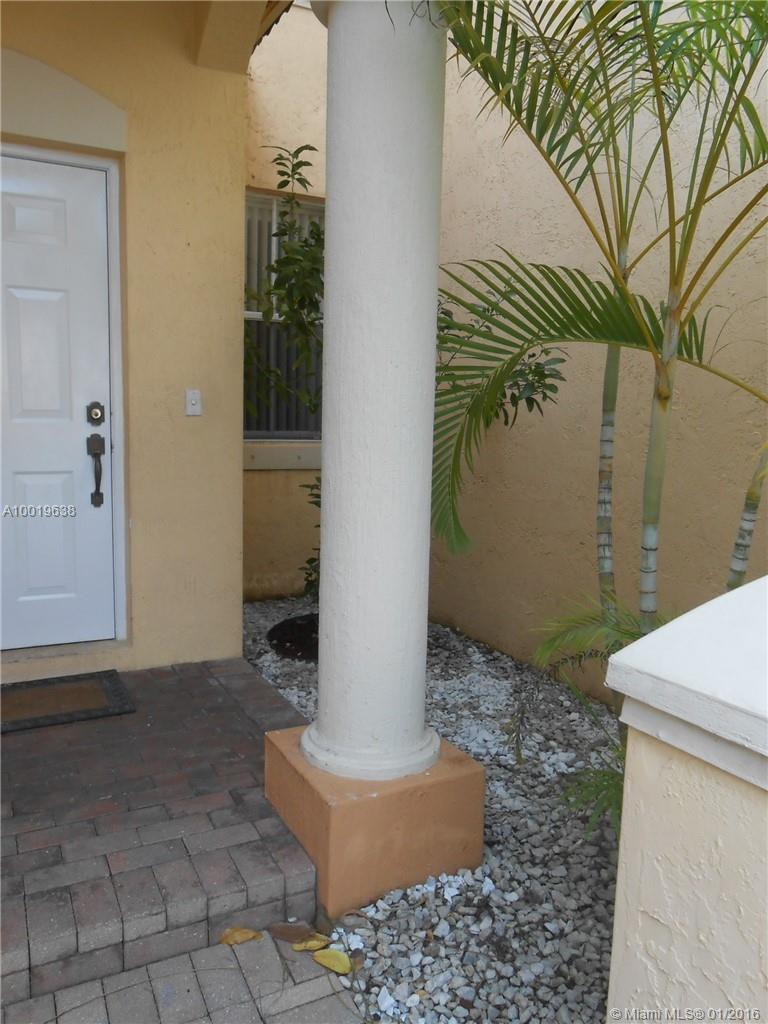 Kendall Breeze - Residential Lease