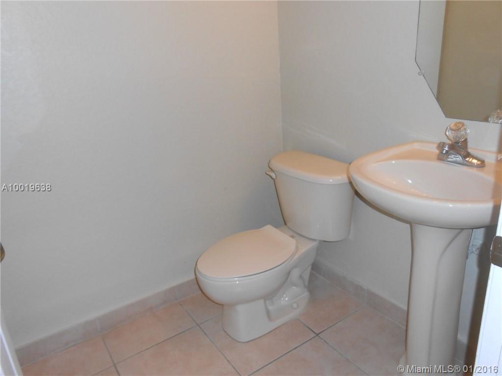 Kendall Breeze - Residential Lease