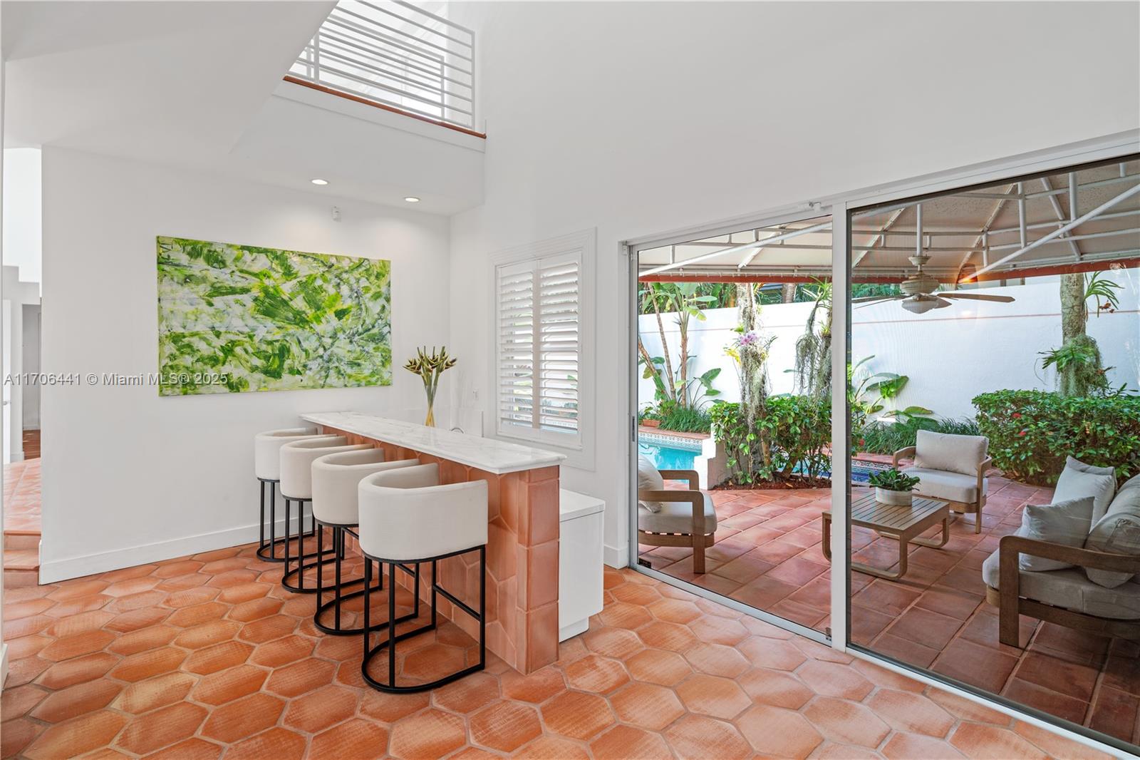 LEAFY WAY - Residential