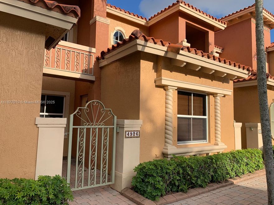 Lovely fully furnished and equipped 3BD/2.5BA condo in the gated community of The Villas at Harbor Isles offers comfort and convenience in a prime location. Just minutes from shops, restaurants, major highways, and Fort Lauderdale International Airport, it’s perfect for easy living or investment. Enjoy resort-style amenities including a tropical pool, sun deck, security, and lawn care—all included. Centrally located and move-in ready—schedule your showing today!