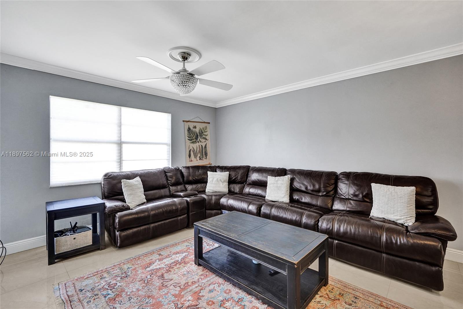 HERITAGE CIRCLE CONDO - Residential