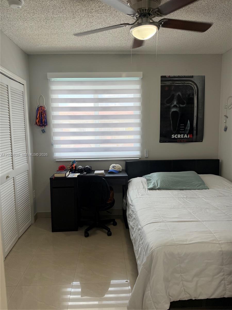 KENDALE LAKES NORTH SEC 9 - Residential