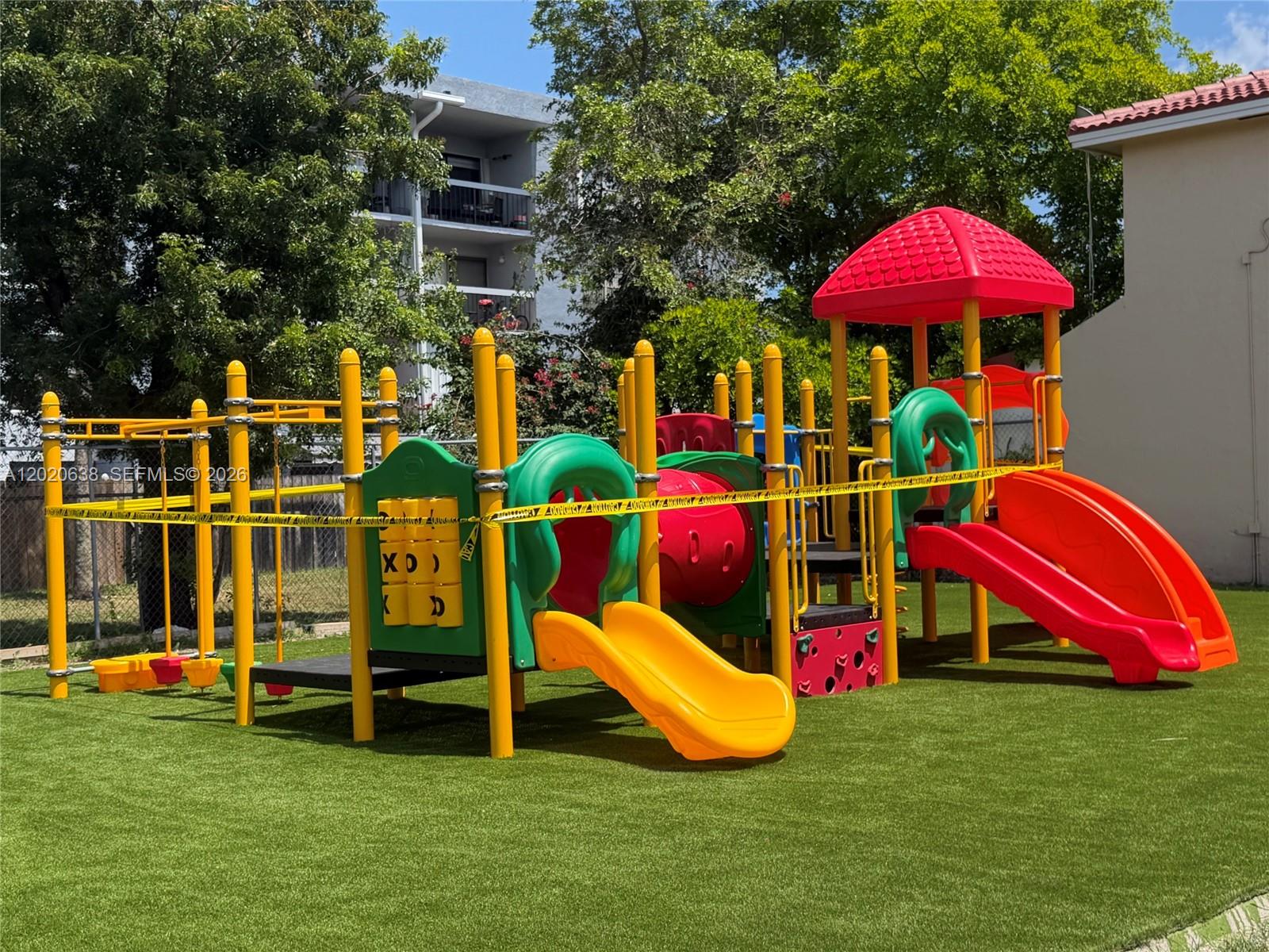 KENDALE LAKES NORTH SEC 9 - Residential