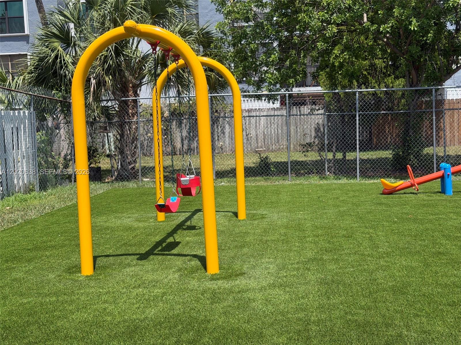 KENDALE LAKES NORTH SEC 9 - Residential
