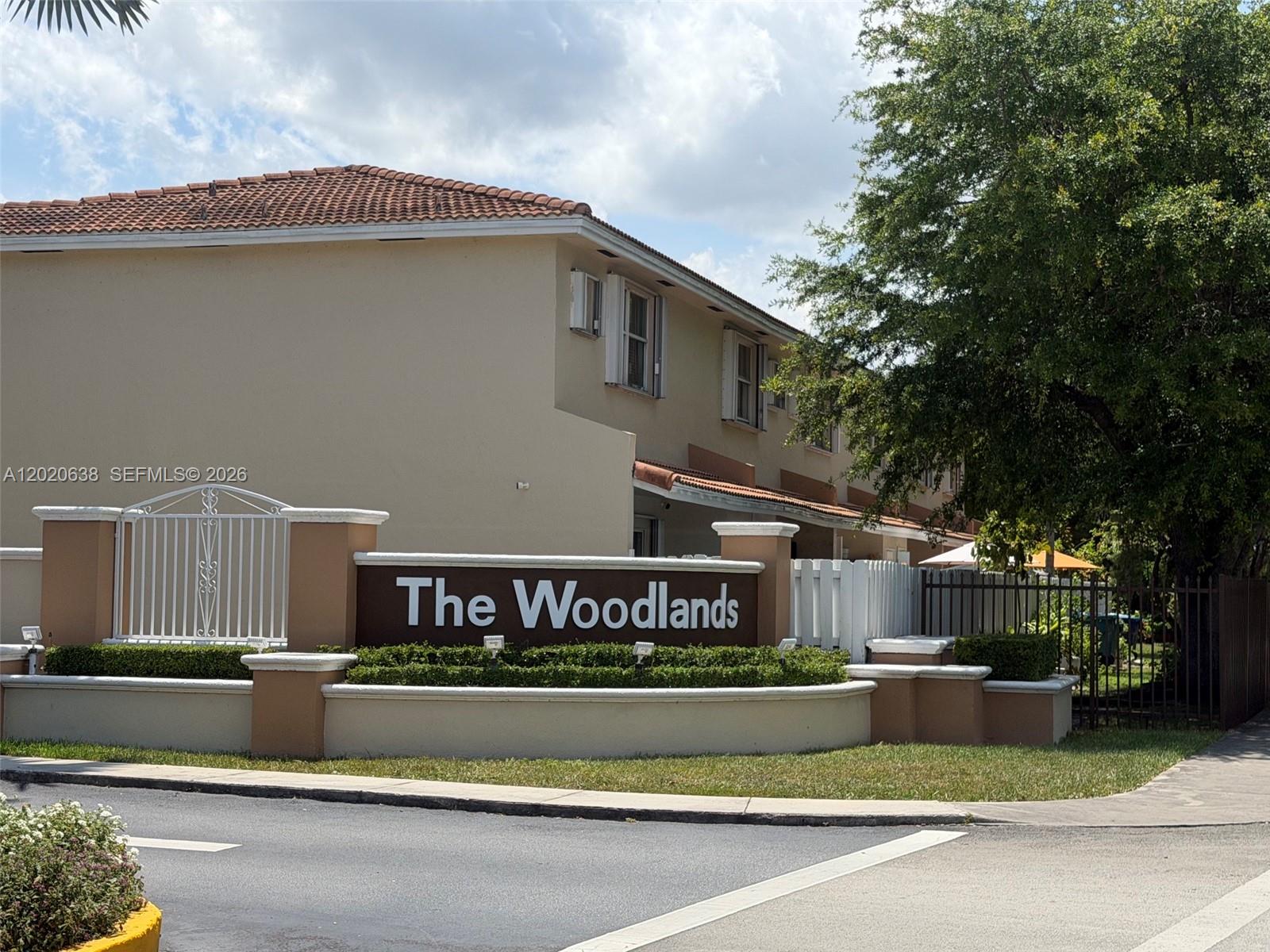 KENDALE LAKES NORTH SEC 9 - Residential