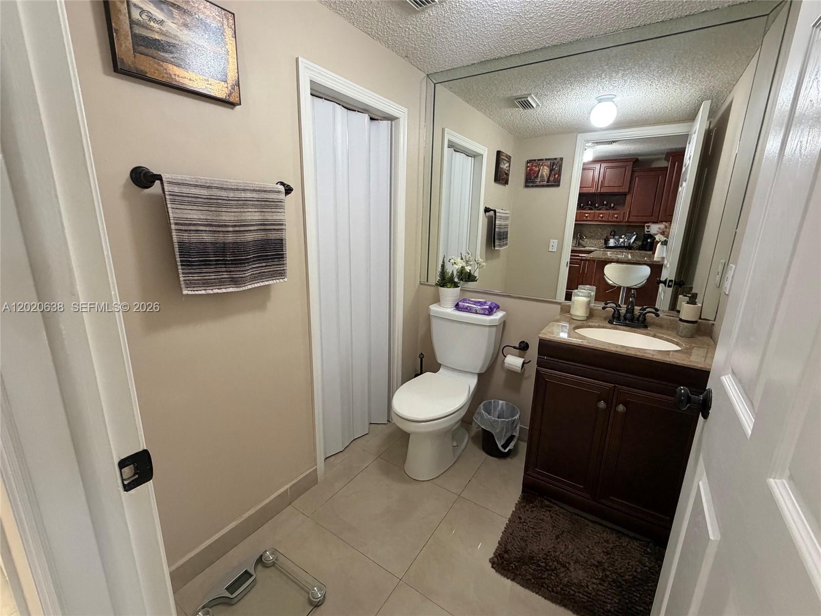 KENDALE LAKES NORTH SEC 9 - Residential