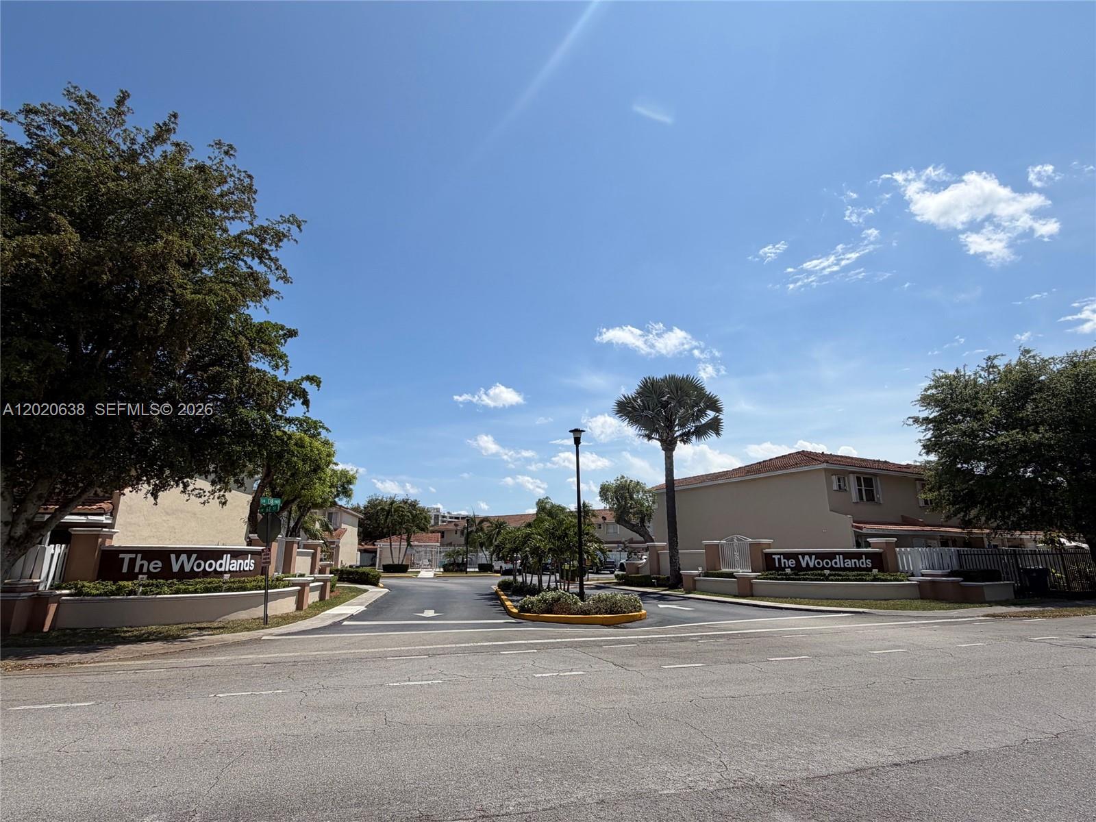 KENDALE LAKES NORTH SEC 9 - Residential