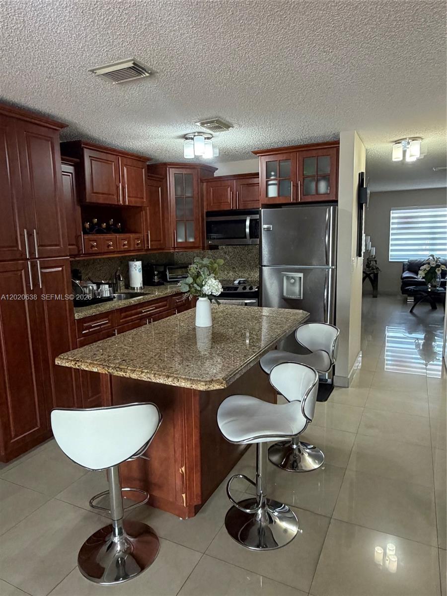 KENDALE LAKES NORTH SEC 9 - Residential