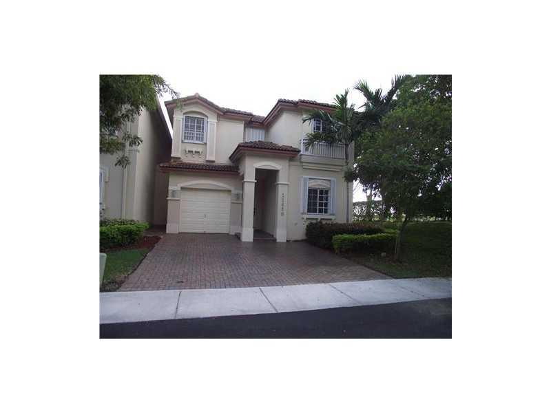 SPECTACULAR HOUSE IN DORAL AREA 3/3,1 BEDROOM AND BATH DOWNSTAIRS,TILE DOWNSTAIRS AND CARPET UPSTAIRS, PAVER PATIO,LAKE VIEW ,SECURITY SYSTEM W/CAMERA ,A+ SCHOOLS,COMMUNITY SECURITY.