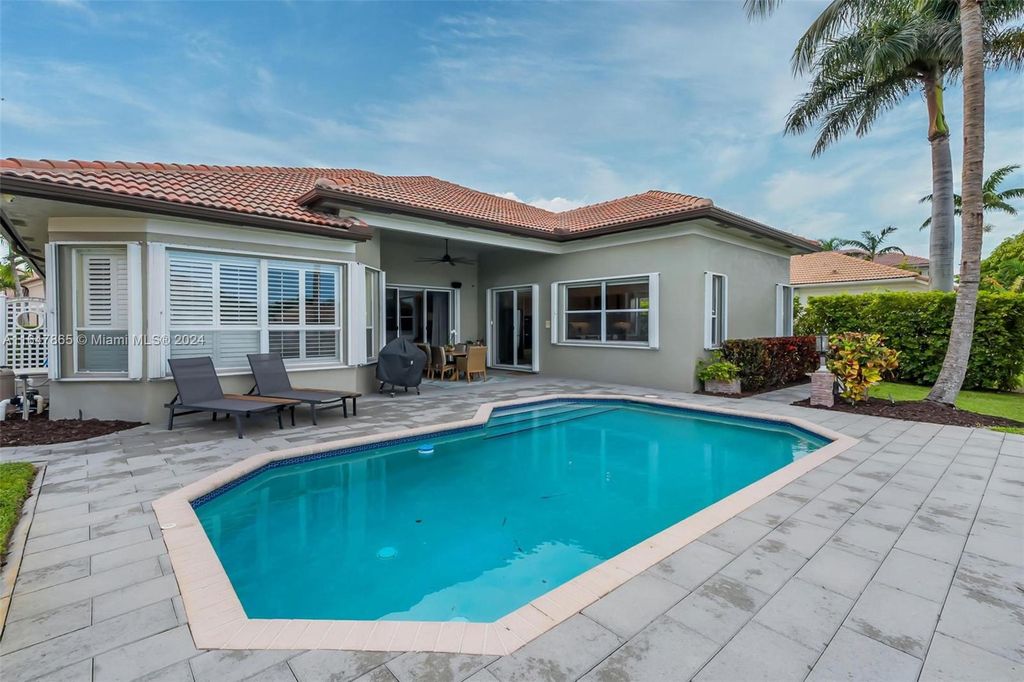 Photo of 3171 SW 195th Ter, Miramar, FL 33029 (MLS # A11647865)