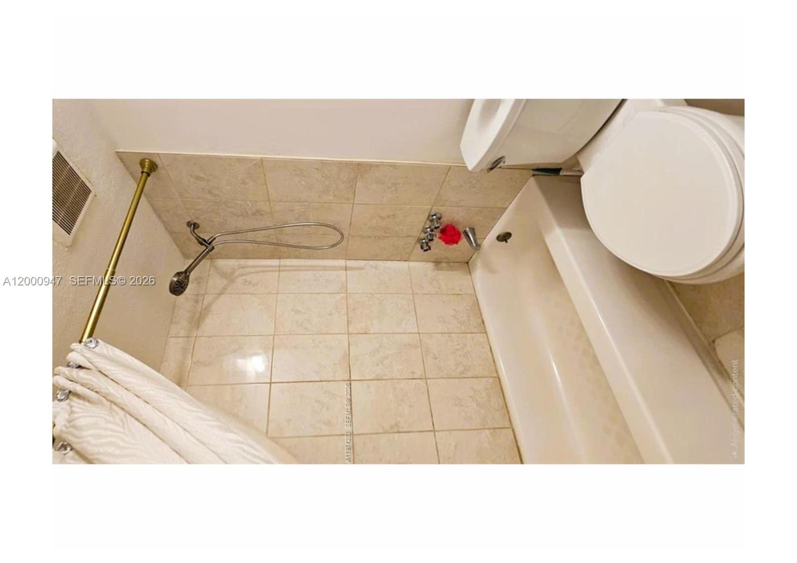 DORAL GARDENS II CONDO - Residential Lease