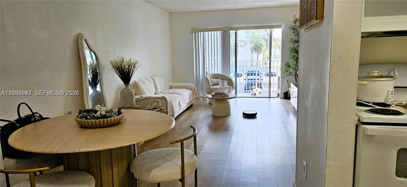 DORAL GARDENS II CONDO - Residential Lease