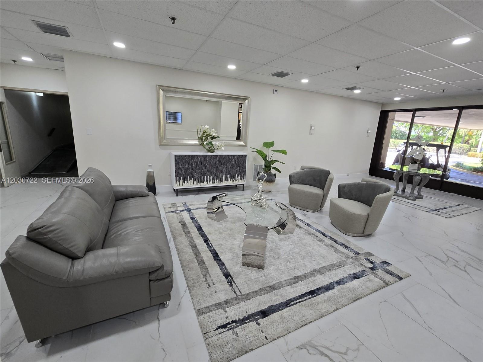 900 NE 195th St 215 - Image 1